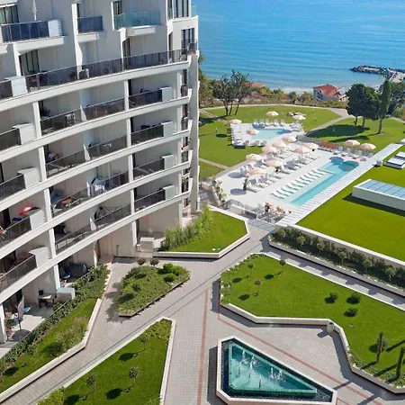 Skyline - Sea View, Pools, Spa&free Parking *